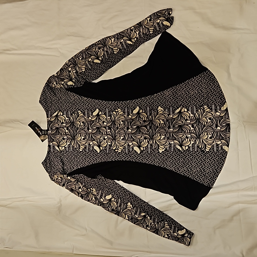 Brand New Style&Co black long sleeve top with flair bottom - Picture 4 of 4
